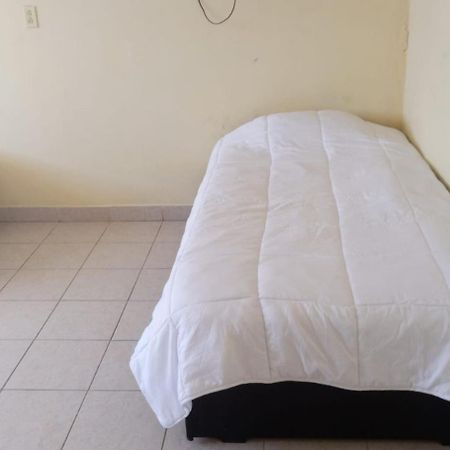 Hostal Las Quince Letras Tehuacan Bagian luar foto