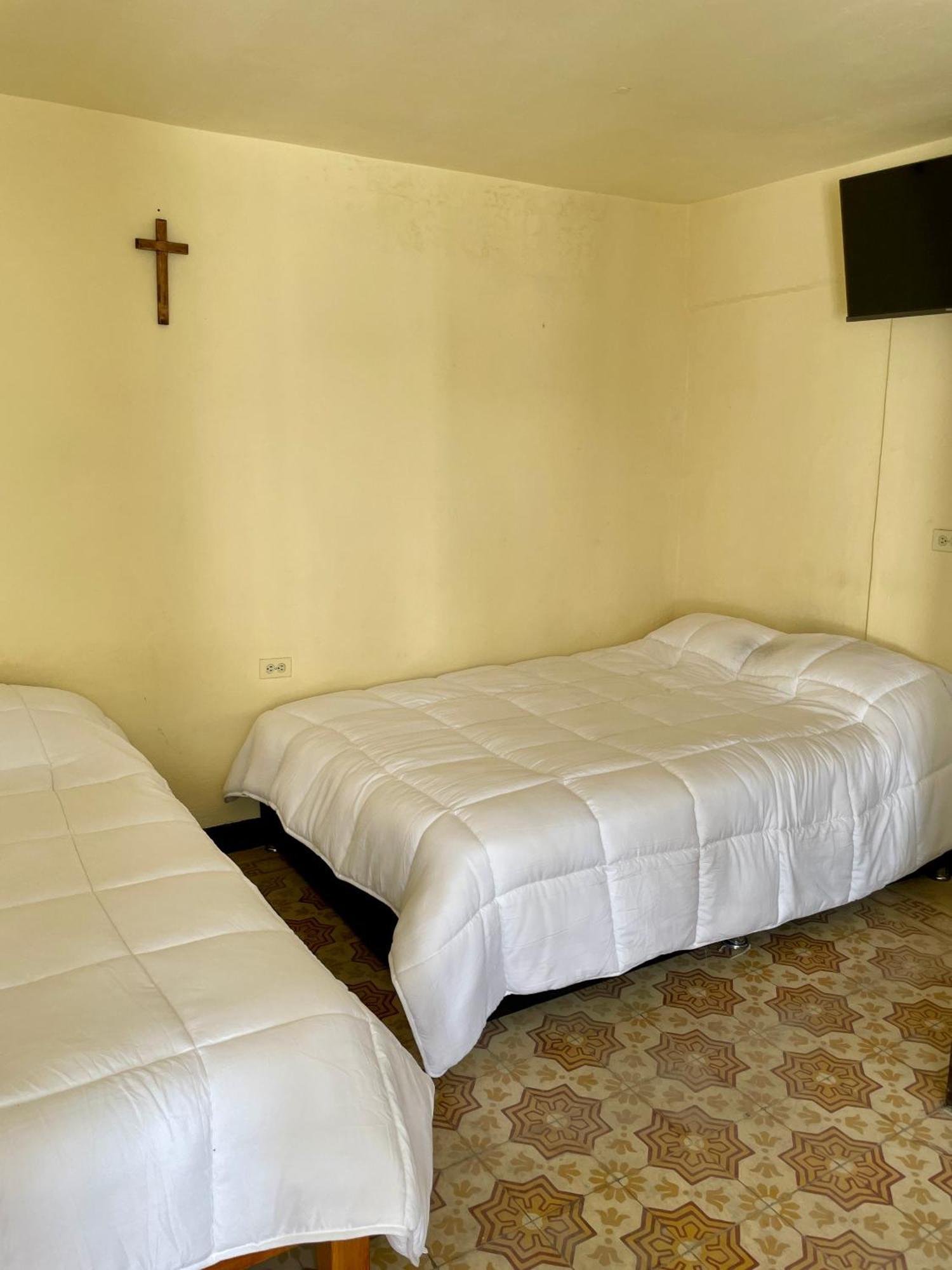 Hostal Las Quince Letras Tehuacan Bagian luar foto